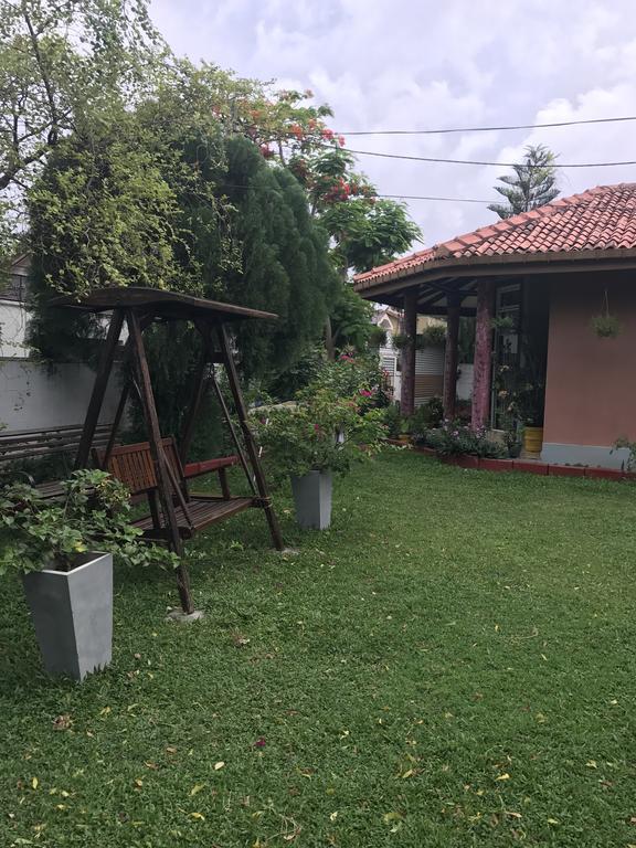 Ared Villa カトゥナカヤ エクステリア 写真